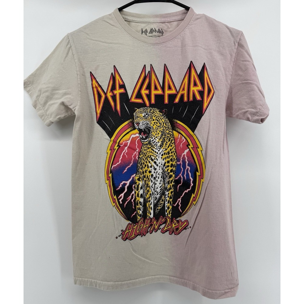 Def Leppard High N Dry Graphic T-Shirt Men's Tie Dye Beige Pink Band Music Small